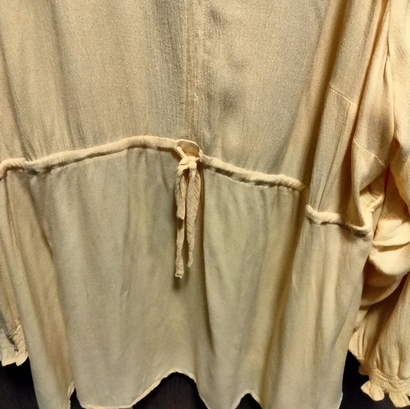 Torrid Ruffle Tunic - Picture 6 of 10